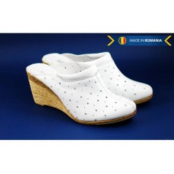 Oferta 36.37, 38 -   Saboti albi, de vara, din piele naturala, cu perforatii - LTEAALB
