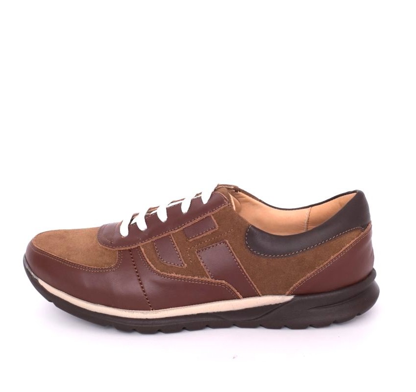 Oferta marimea 44 - Pantofi Sport pentru barbati - LVIC3200 Oferta marimea 44 - Pantofi Sport pentru barbati - LVIC3200
