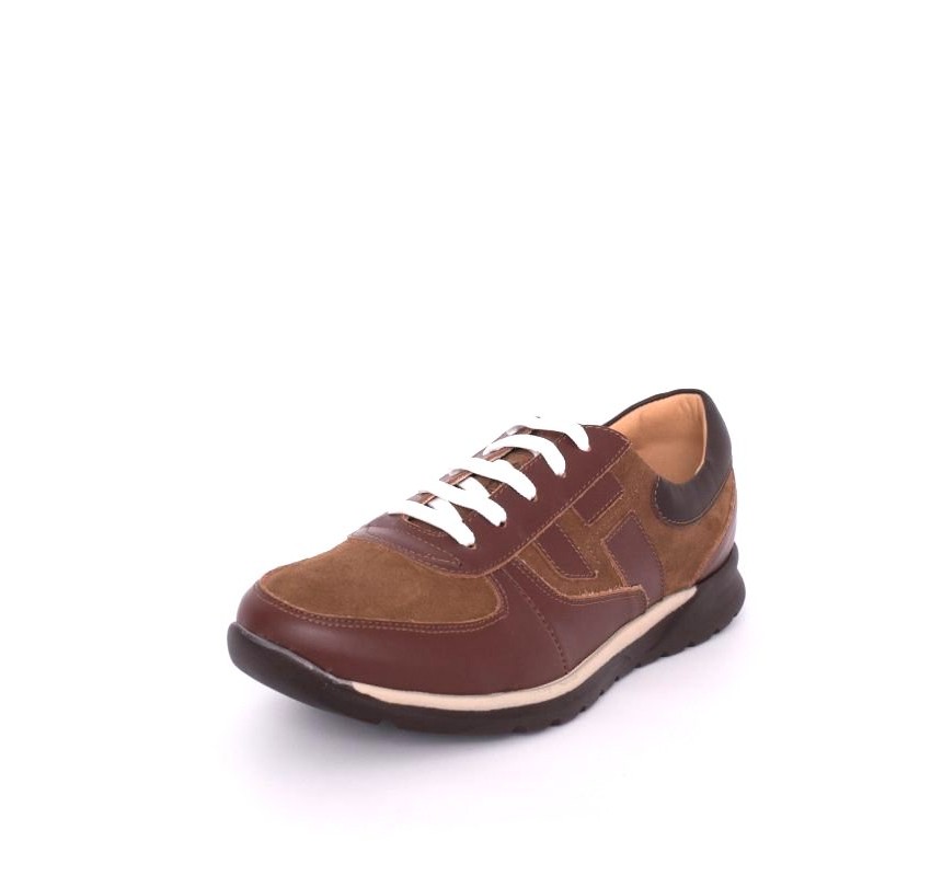 Oferta marimea 44 - Pantofi Sport pentru barbati - LVIC3200 Oferta marimea 44 - Pantofi Sport pentru barbati - LVIC3200