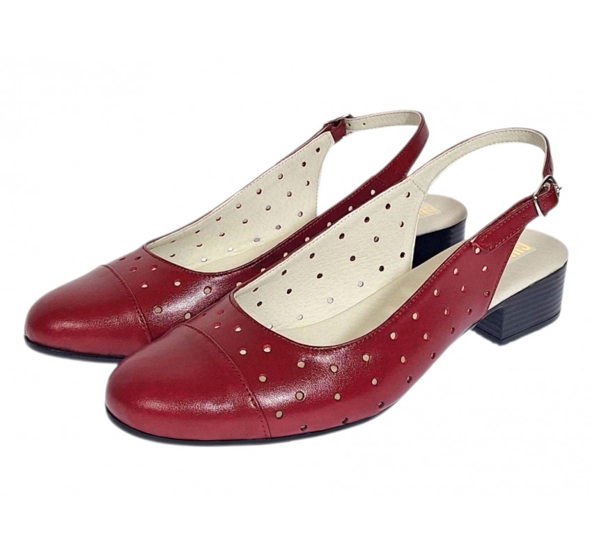 Pantofi dama rosii din piele naturala perforata, cu bareta la spate si toc mic NA252ROSU