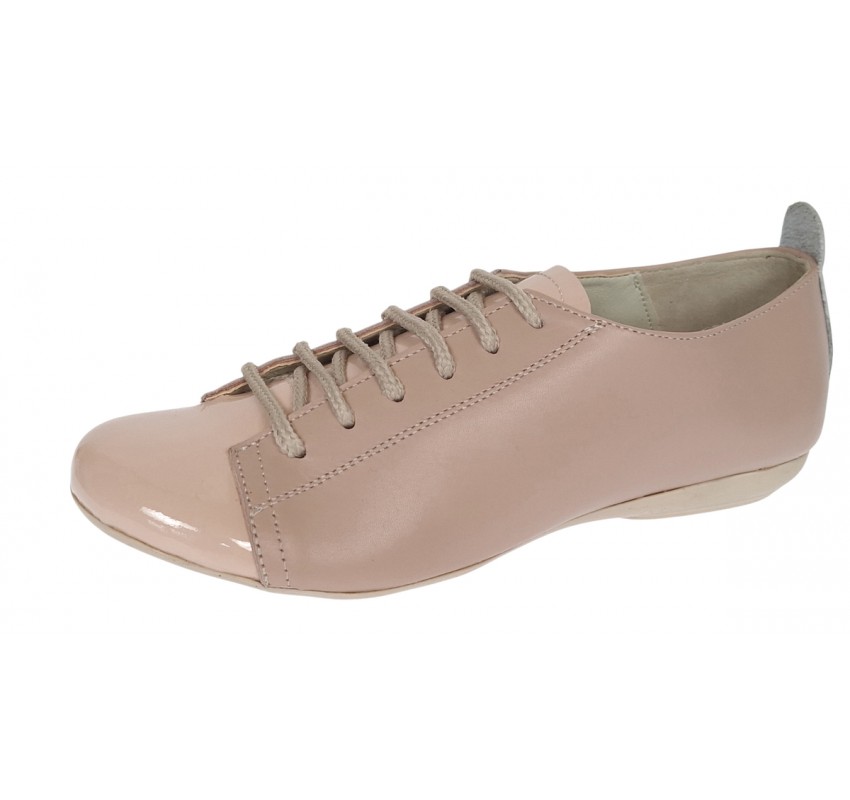 Pantofi dama casual din piele naturala cu varf lacuit - Emma Bej P09BB Pantofi dama casual din piele naturala cu varf lacuit - Emma Bej P09BB