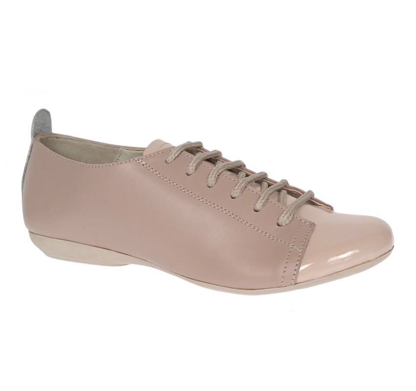 Pantofi dama casual din piele naturala cu varf lacuit - Emma Bej P09BB Pantofi dama casual din piele naturala cu varf lacuit - Emma Bej P09BB