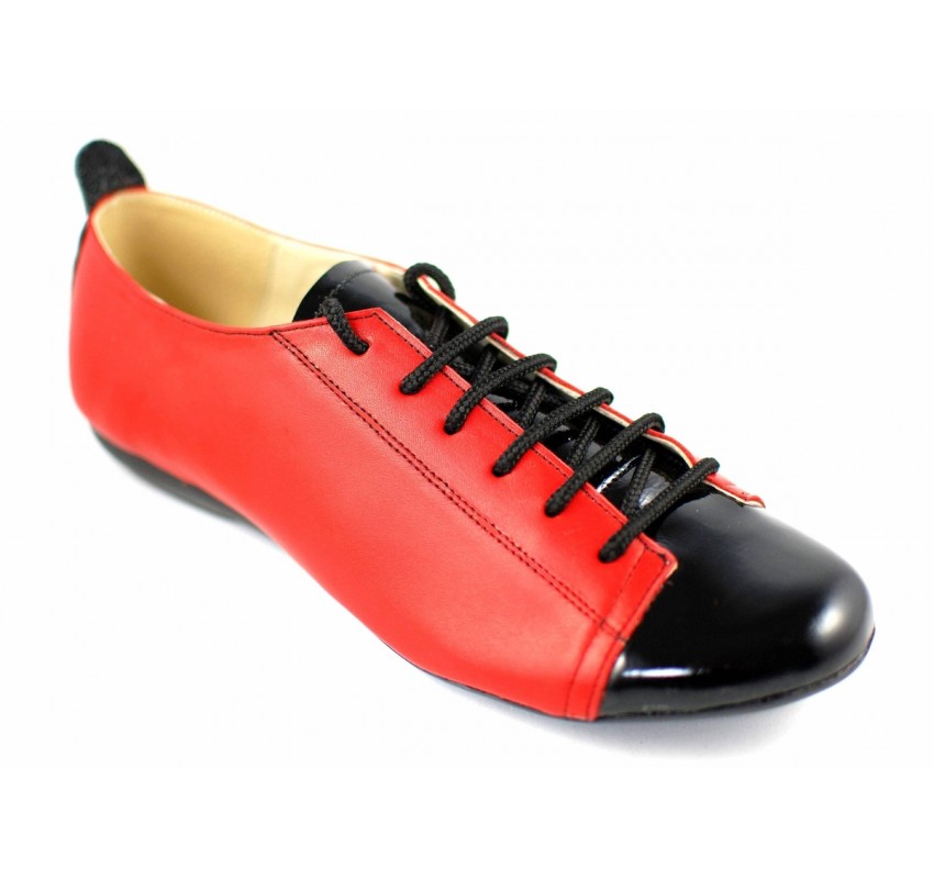 Pantofi dama casual din piele naturala cu varf lacuit - Model Emma Rosu P09RLN
