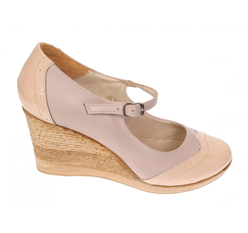 Marimea 36, 37 Pantofi dama casual din piele naturala Bej Box cu Lac- P104BB