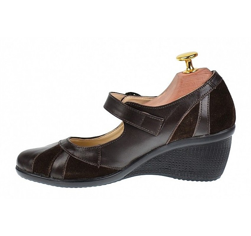 Pantofi dama din piele naturala cu bareta - Model casual P13 Maro