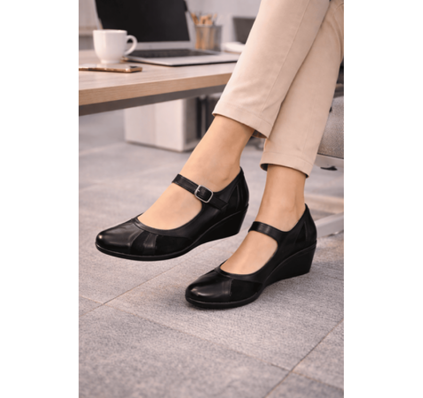 Marimea 40 Pantofi dama negri din piele naturala, tip Mary Jane P13NN