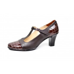 Marimea 36 Pantofi dama piele naturala maro cu varf lac  P50M