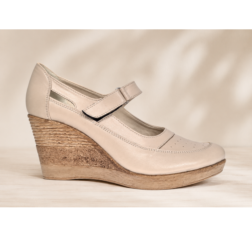 Marimea 37 Pantofi dama cu platforma din piele naturala Bej P9154BEJ