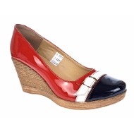 Marimea 40 Pantofi dama piele naturala lacuita platforma 7 cm – Stil si confort PTEABLAR
