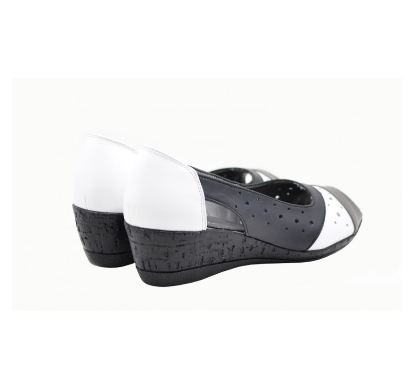 Marimea 40 Pantofi dama decupati din piele naturala Alb Negru Gri S104NAN