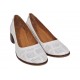 Pantofi dama albi din piele naturala cu perforatii elegante si toc comod maro SCV357A
