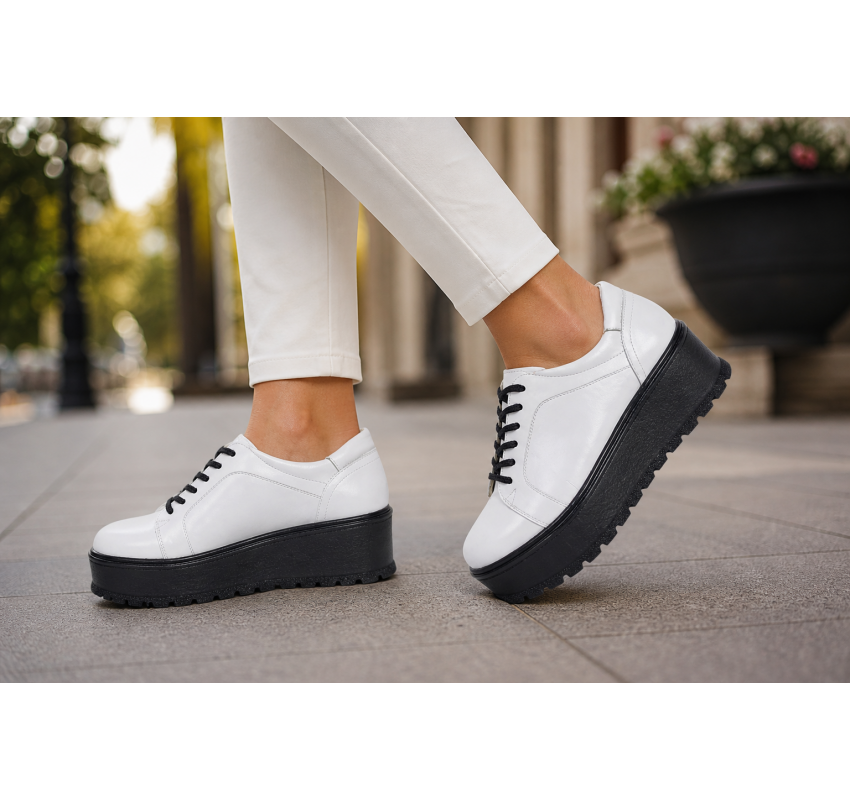 Marimea 37 Pantofi dama casual albi din piele naturala - Un plus stabil de inaltime