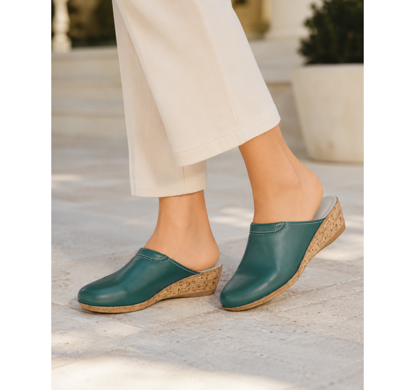 Saboti damă verzi din piele naturală, cu talpă tip pană și design slip-on comod – TEA5V