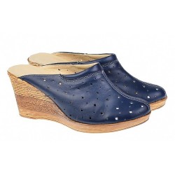 Saboti de vara bleumarin inchis din piele naturala, cu perforatii - Cod TEABL