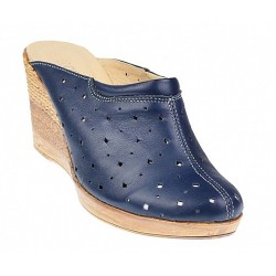 Saboti de vara bleumarin inchis din piele naturala, cu perforatii - Cod TEABL
