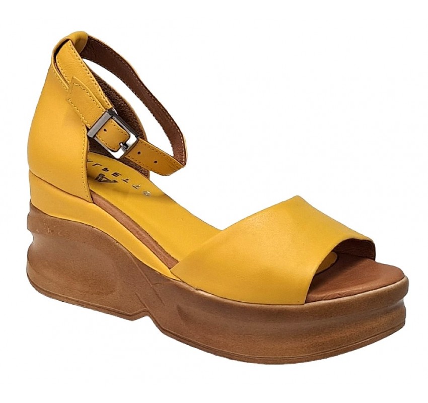Marime 39 Sandale dama galbene din piele naturala platforme de 7cm TRK22G